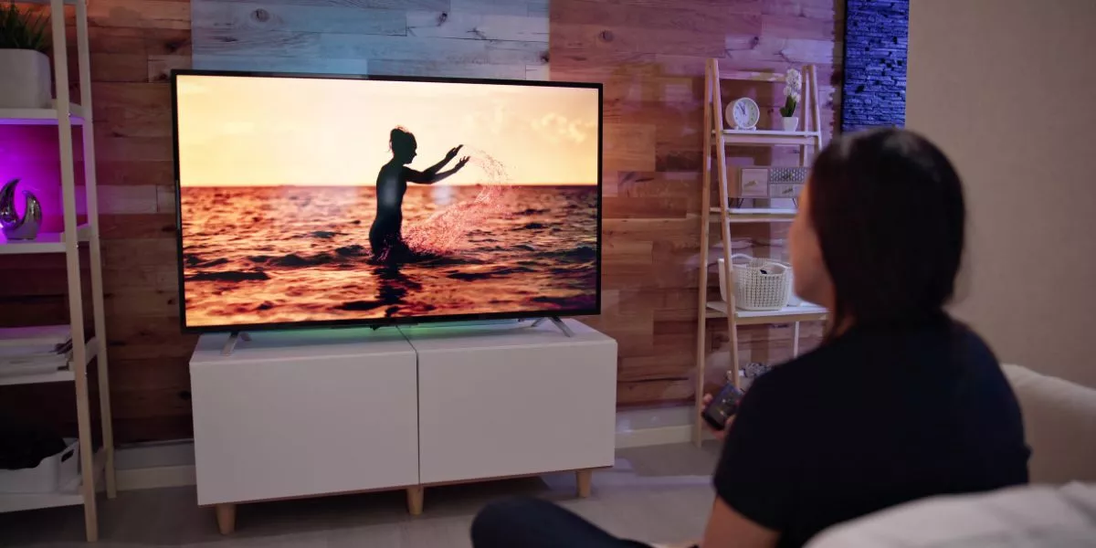 What Are the Best Features to Look for in a Smart TV?